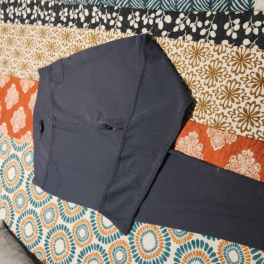 Brand new leggings, denim look, very soft